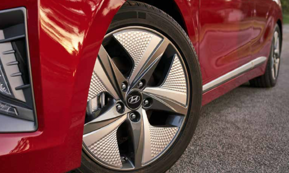 Hyundai komplet hjul med Bridgestone dæk